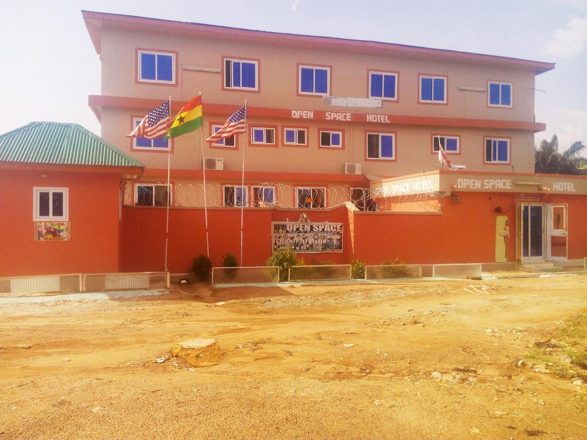 Open Space Hotel Kumasi Eksteriør bilde